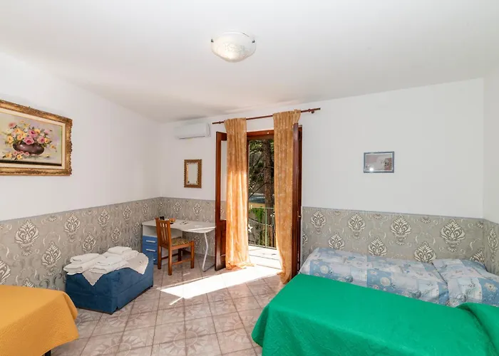 Dream House Гостевой дом 3*