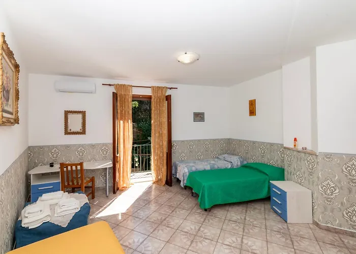 Гостевой дом Dream House 3*